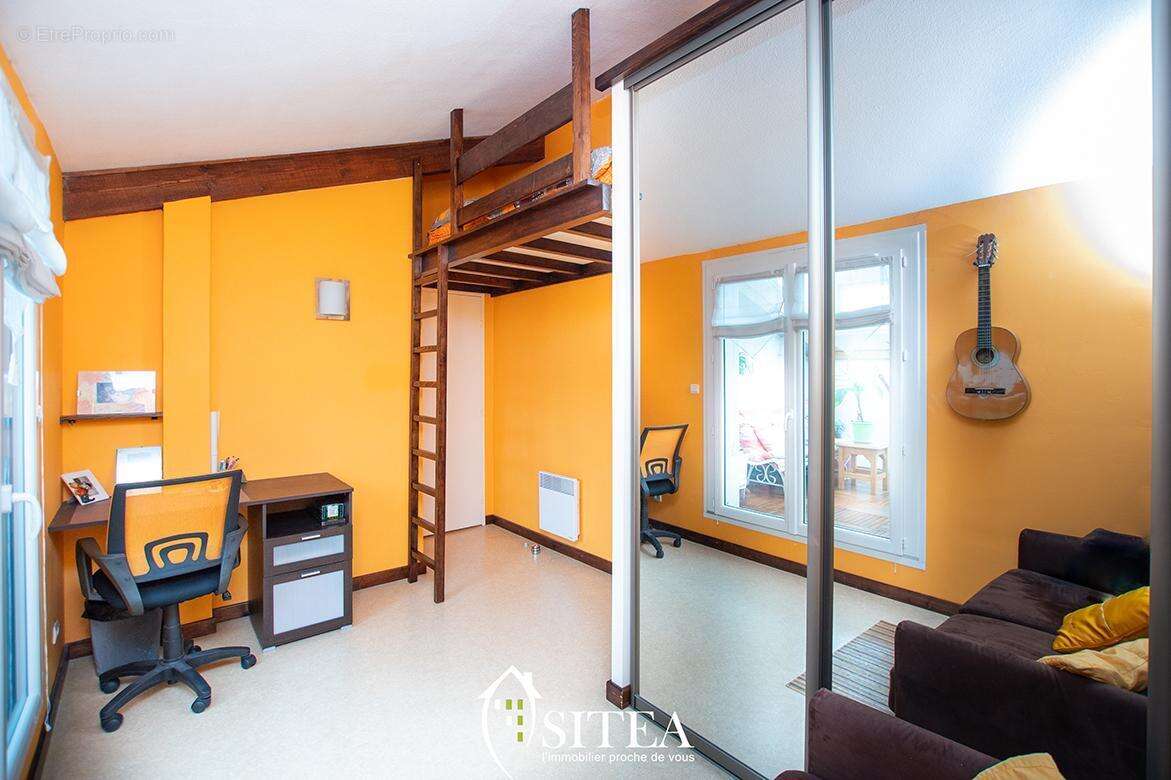 Appartement à COLOMIERS