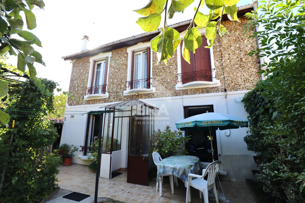 Maison à NOISY-LE-GRAND