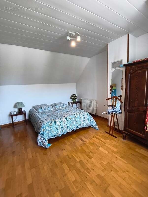 Maison familiale de 140 m² avec jardin clos – 5 chambres – Broyes (51120), à proximité de Sézanne - photo 15