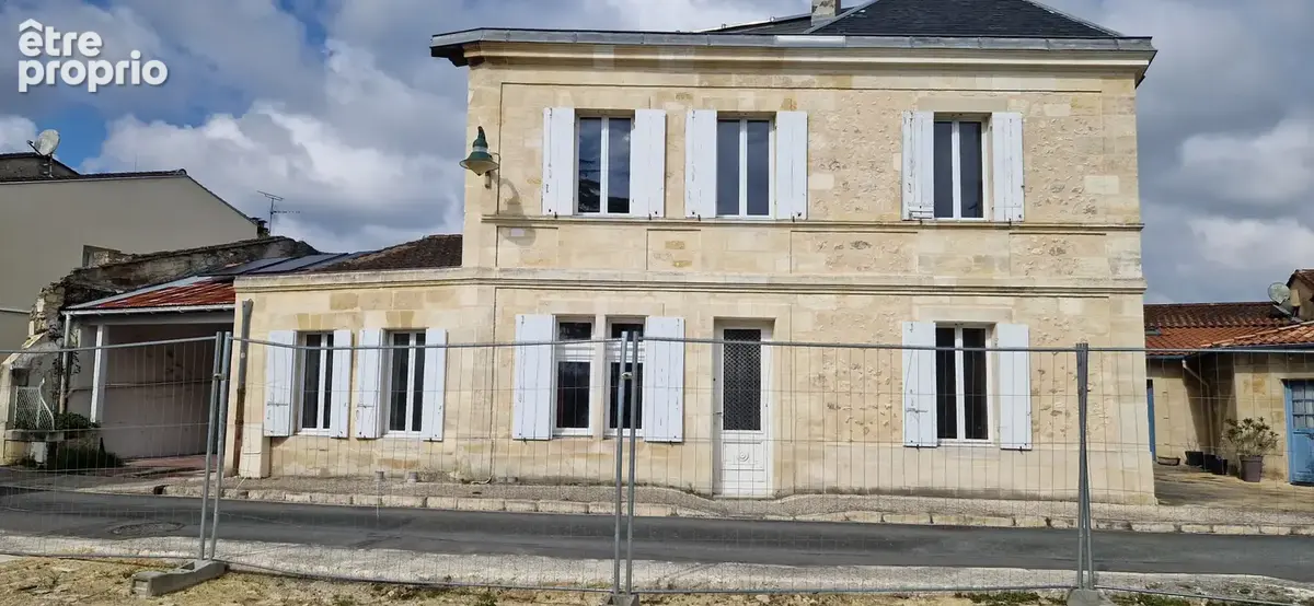 très belle maison pierre ravalée 180 m2 - photo 2