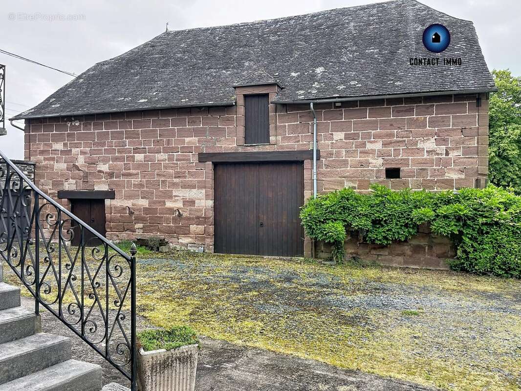 Maison à OBJAT