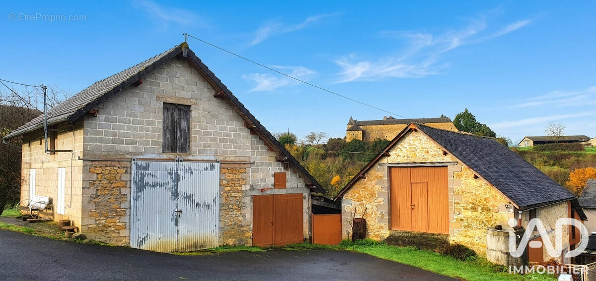Photo 1 - Maison à TERRASSON-LAVILLEDIEU