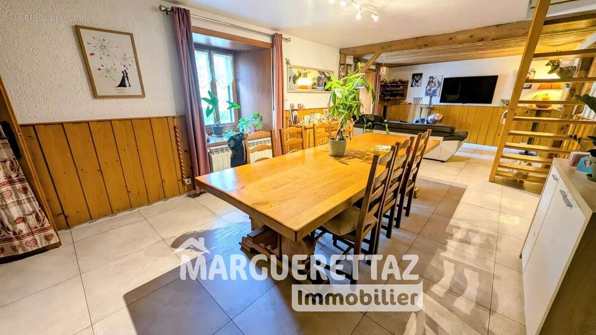Maison à MIEUSSY