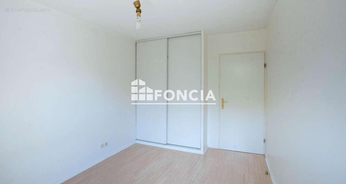 Appartement à ELANCOURT