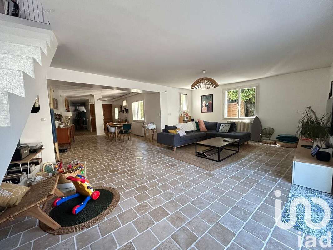 Photo 3 - Maison à MONTLHERY