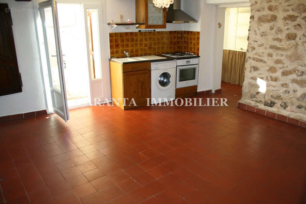 Appartement à GRIMAUD