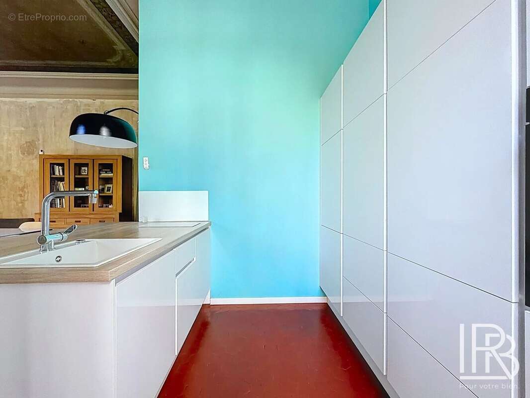 Appartement à MARSEILLE-5E