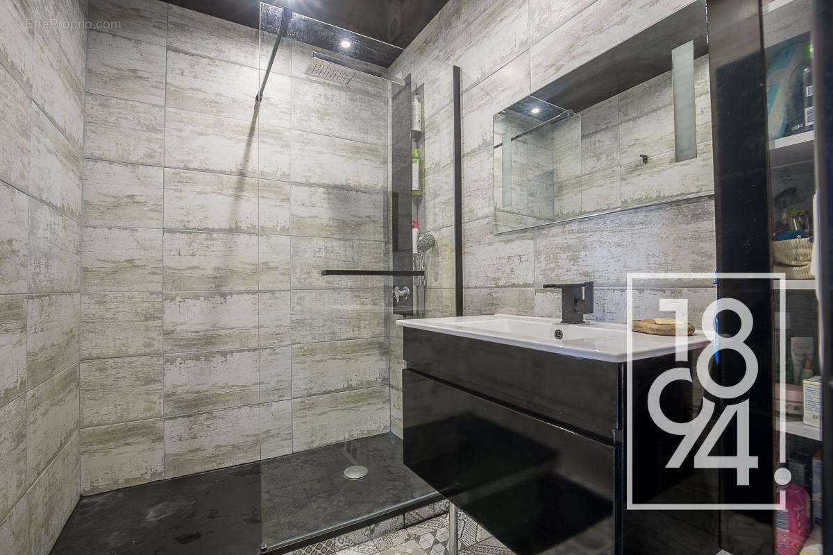 Appartement à MARSEILLE-10E