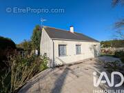 Photo 1 - Maison à SAINT-PHILBERT-DU-PEUPLE