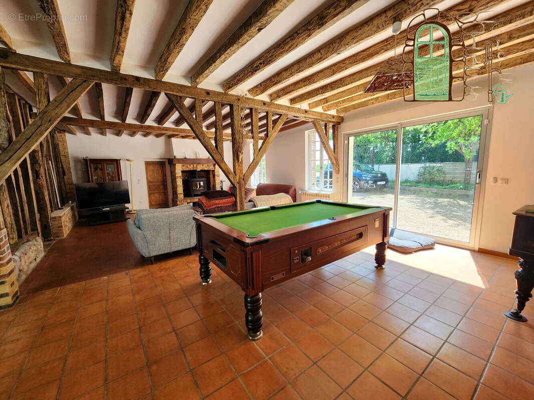 Maison 270 m² à Arville  - photo 3
