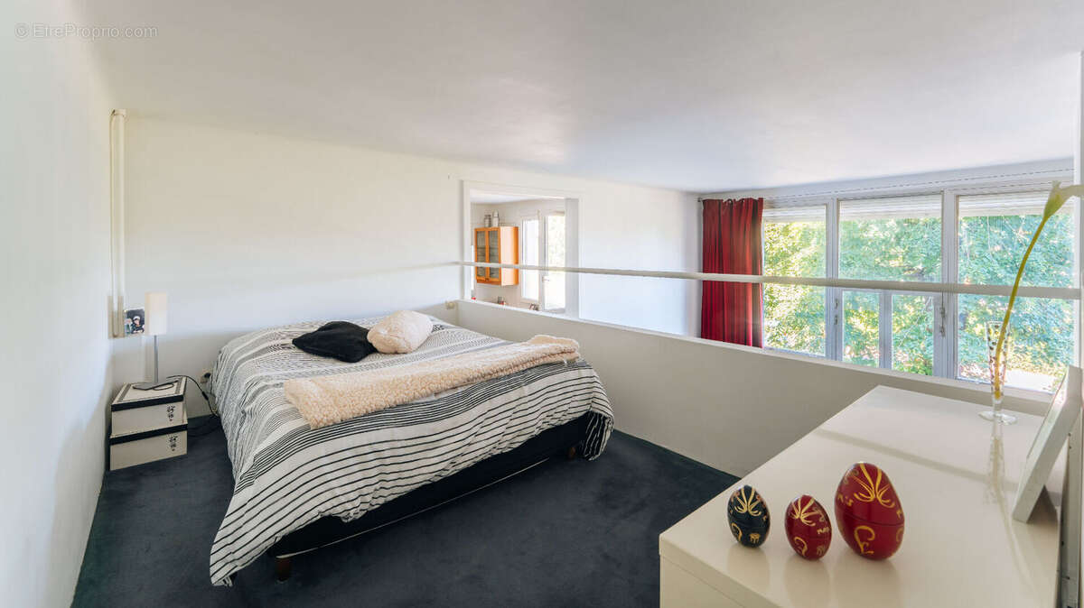 Appartement à LE PLESSIS-ROBINSON