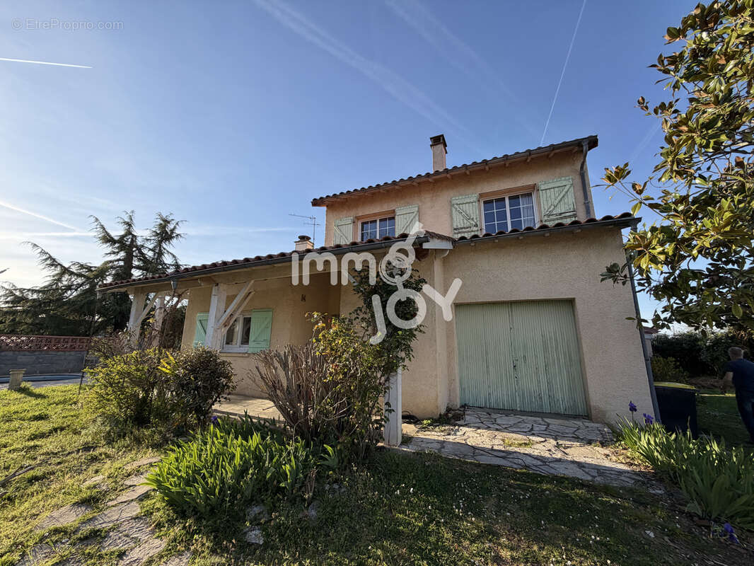 Maison à SAINT-LYS