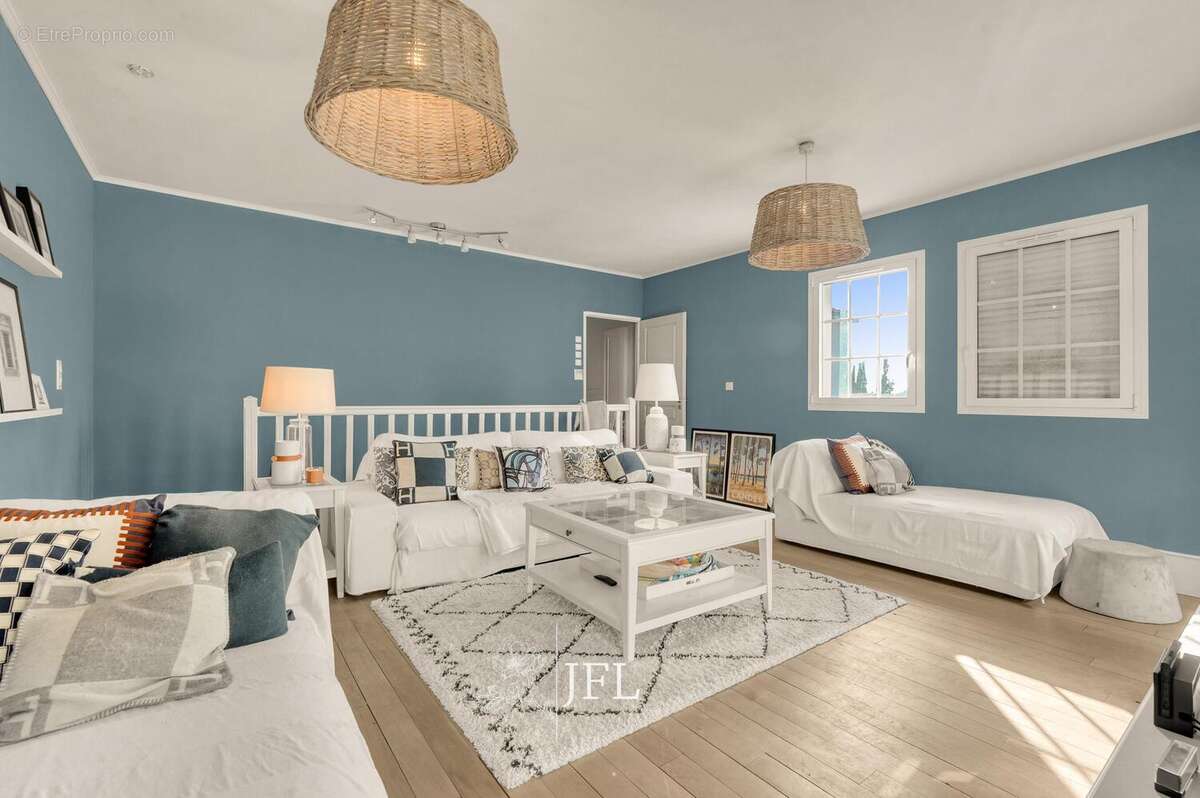 Maison à SAINT-JEAN