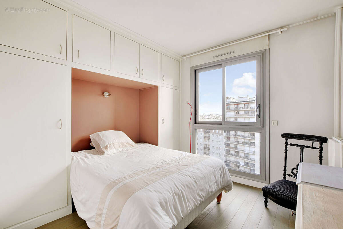 Appartement à PARIS-12E