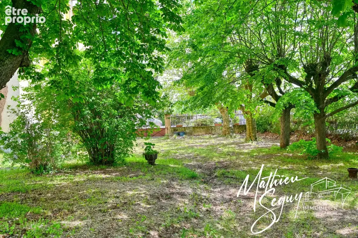 GREZIEU LA VARENNE PLateau maison de village P3 de 69,22 m² mitoyenne 1 côté - Jardin de 41,52 m² avec 2 stationnements - photo 3