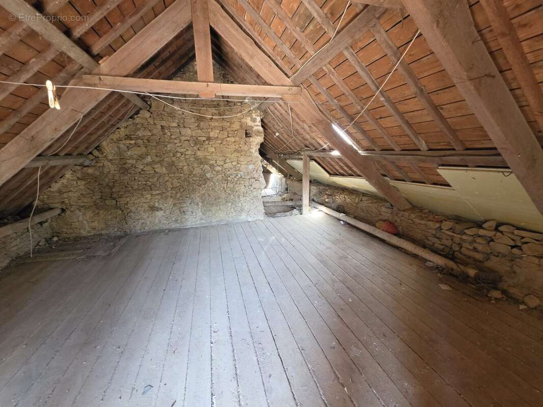 Maison 82 m² à Saint-Carreuc  - photo 9