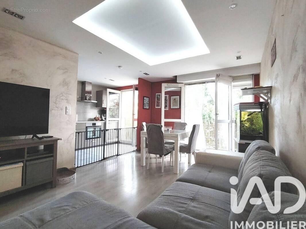 Photo 1 - Appartement à LES ULIS