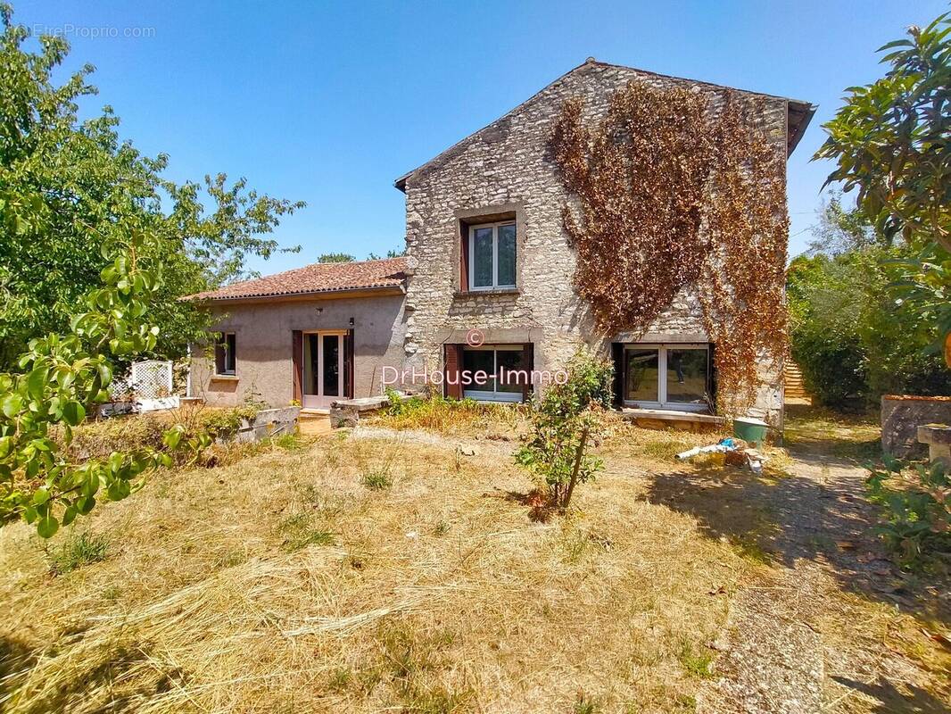 Maison à NEUVILLE-DE-POITOU