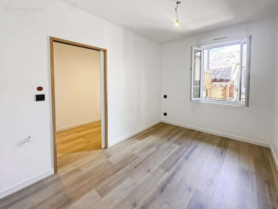 Toulouse Compans-Caffarelli - T2bis Entièrement Rénové avec Balcon - photo 8