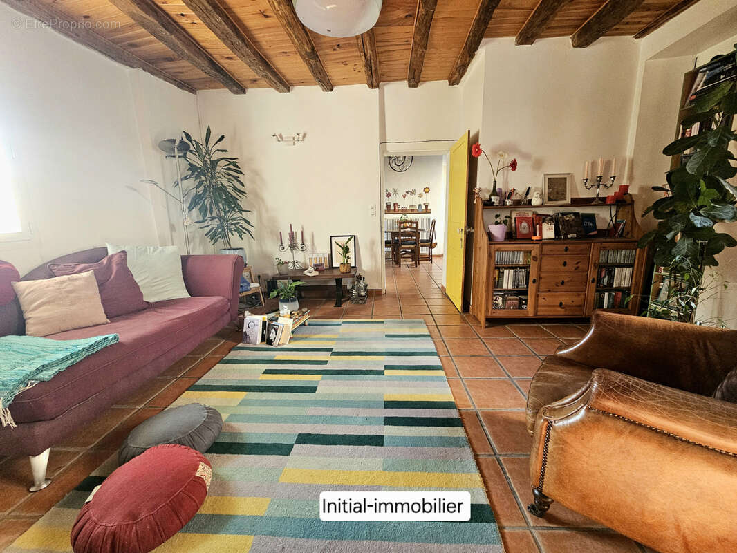 Maison à BEAUMONT-LA-RONCE