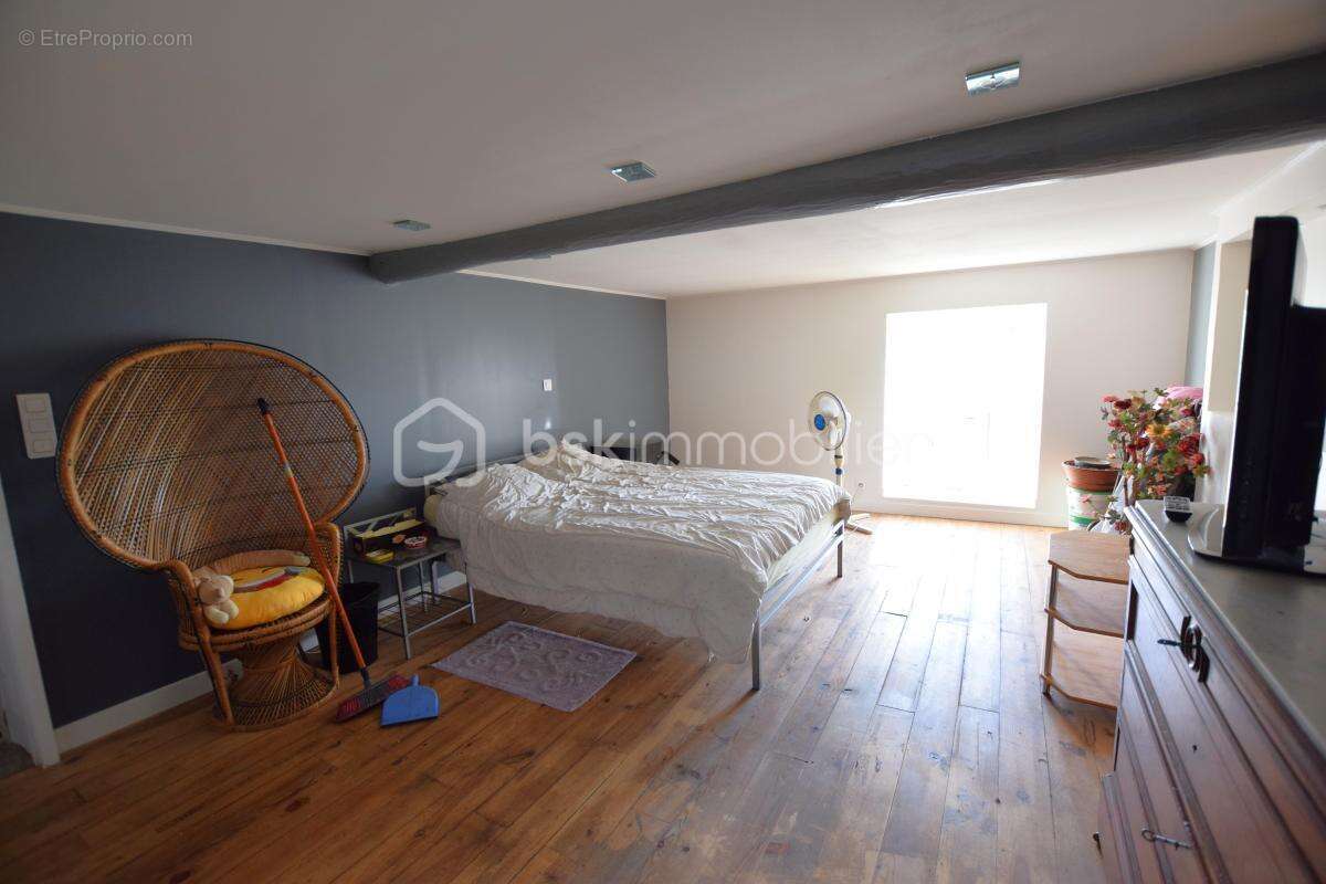 Maison à MONTMIRAIL