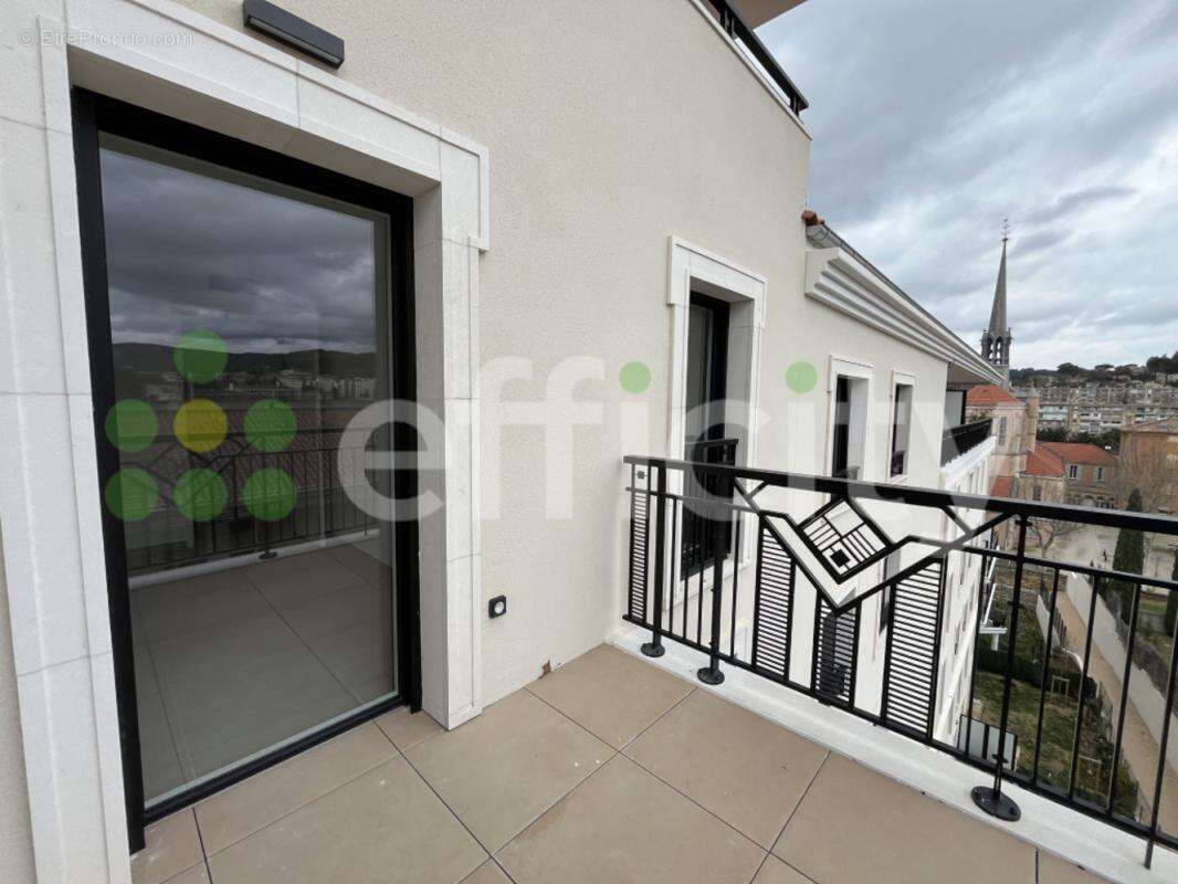 Appartement à AIX-EN-PROVENCE