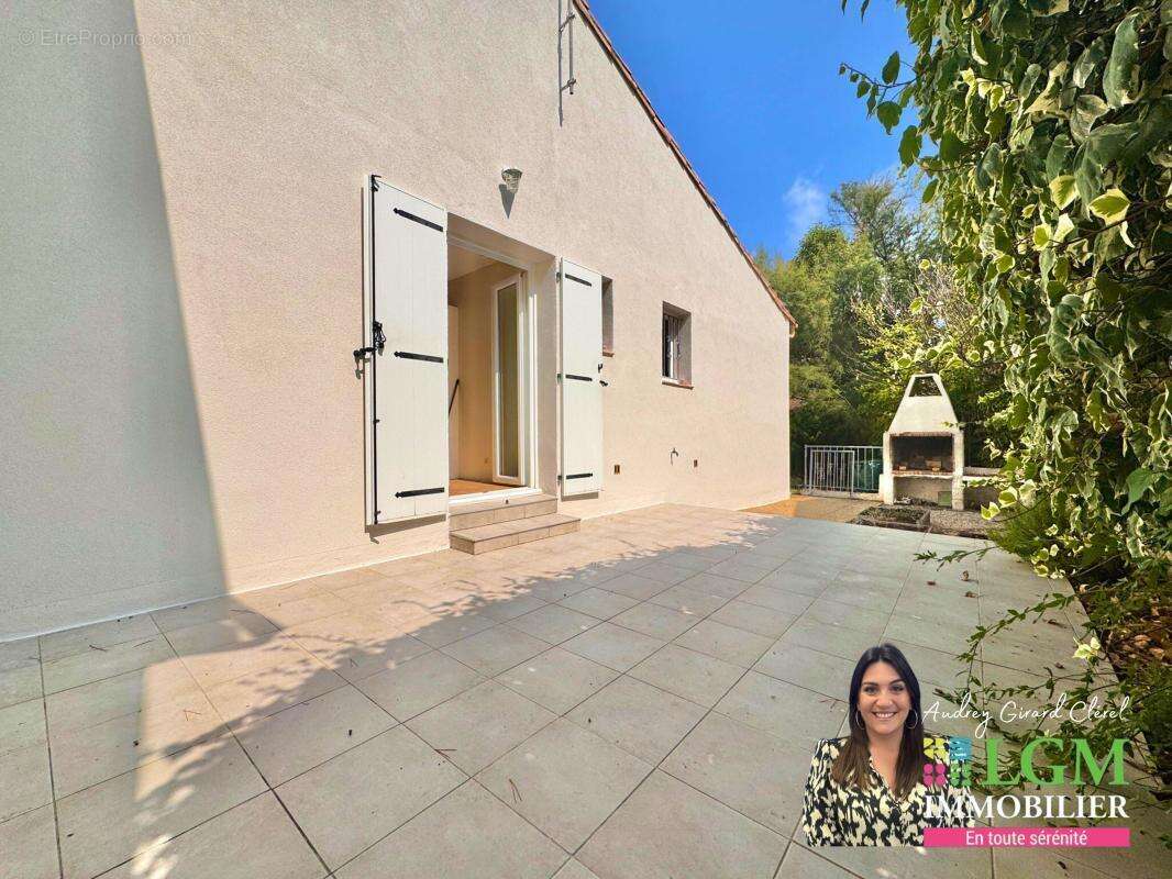 Maison à SAINT-JEAN-DE-VEDAS