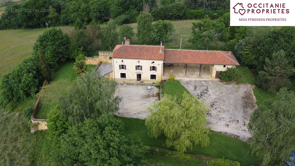 Maison à CARDEILHAC