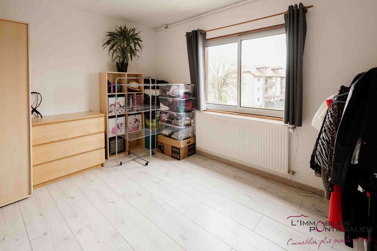 Appartement à SAINTE-COLOMBE