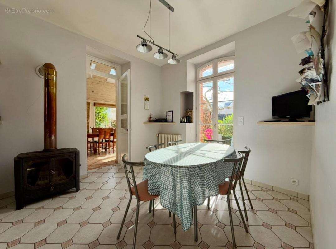 Maison à MALESTROIT