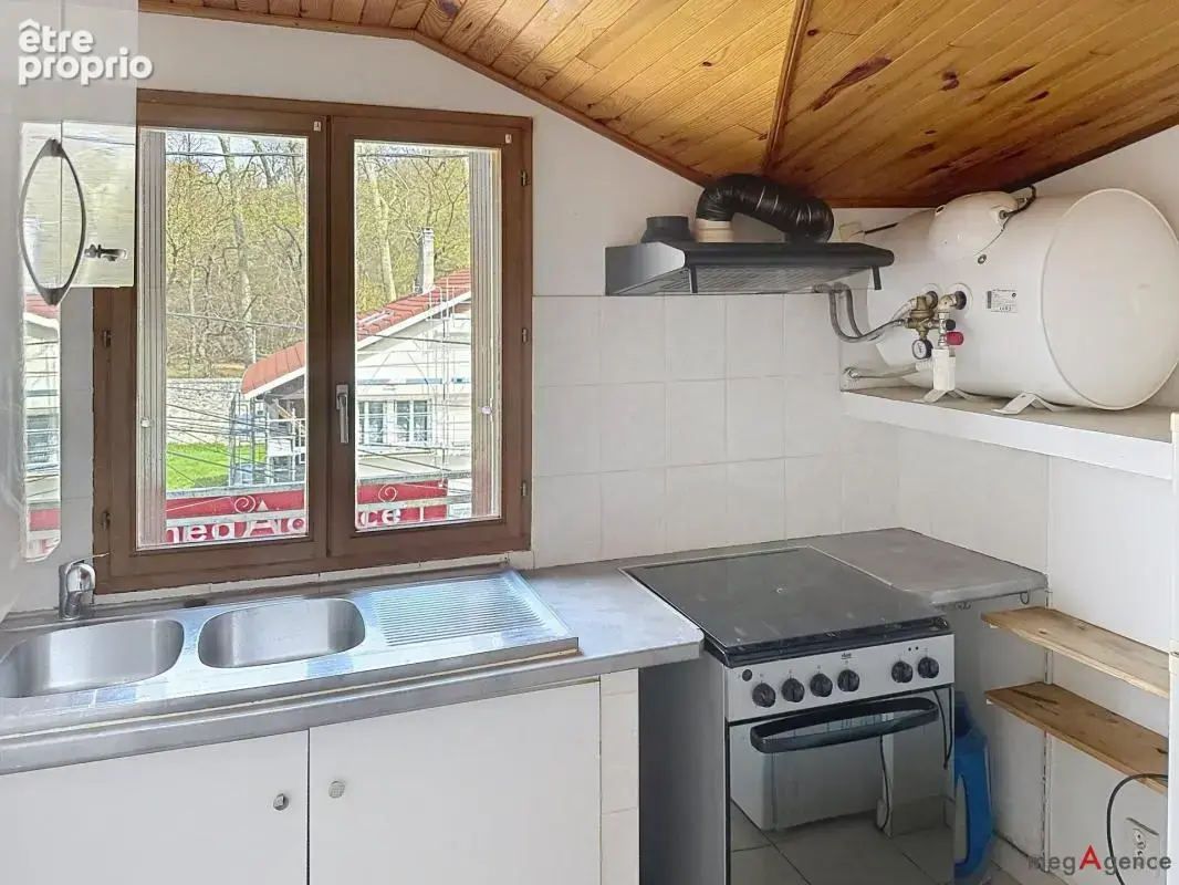Appartement type 2 pièces en dernier étage - photo 7