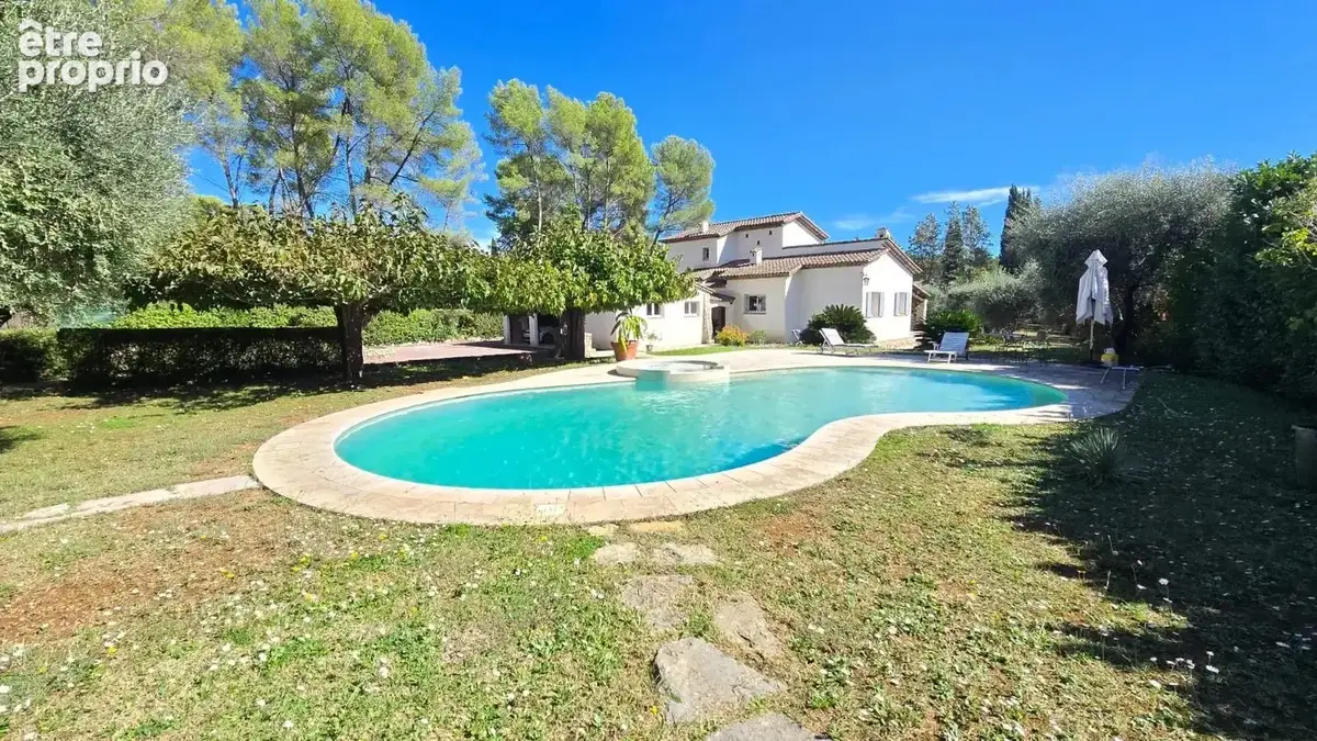 Maison à MOUANS-SARTOUX