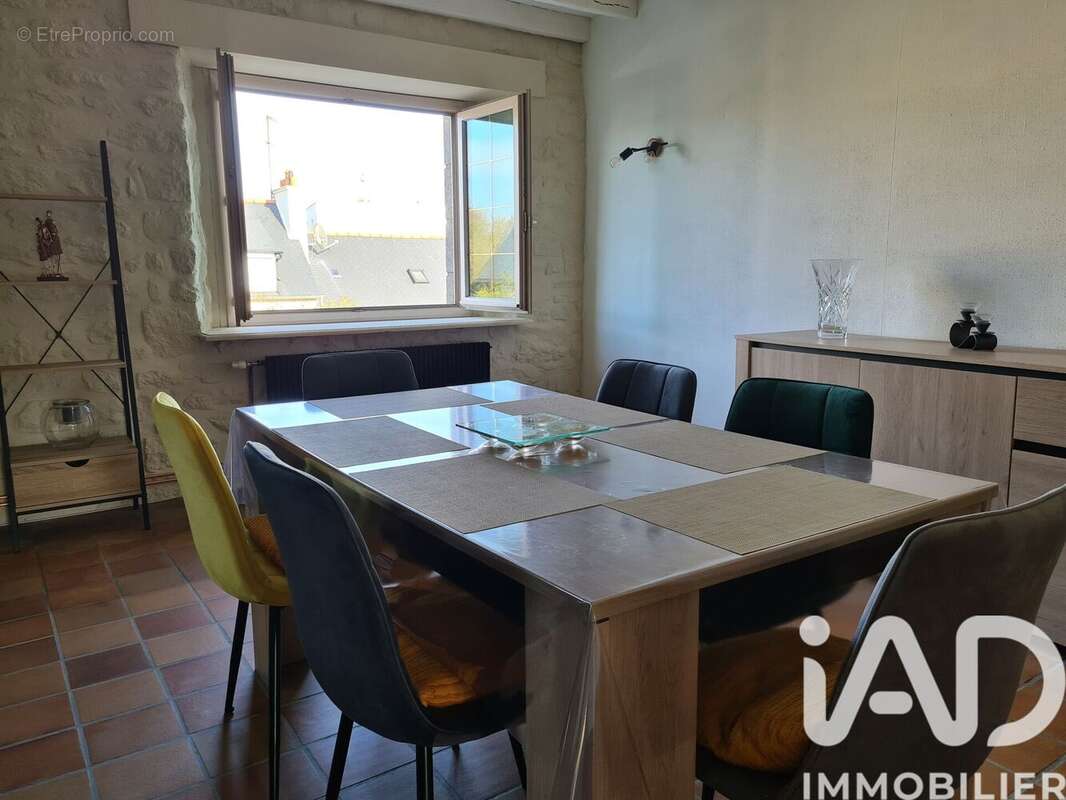 Photo 2 - Maison à SAINT-JULIEN