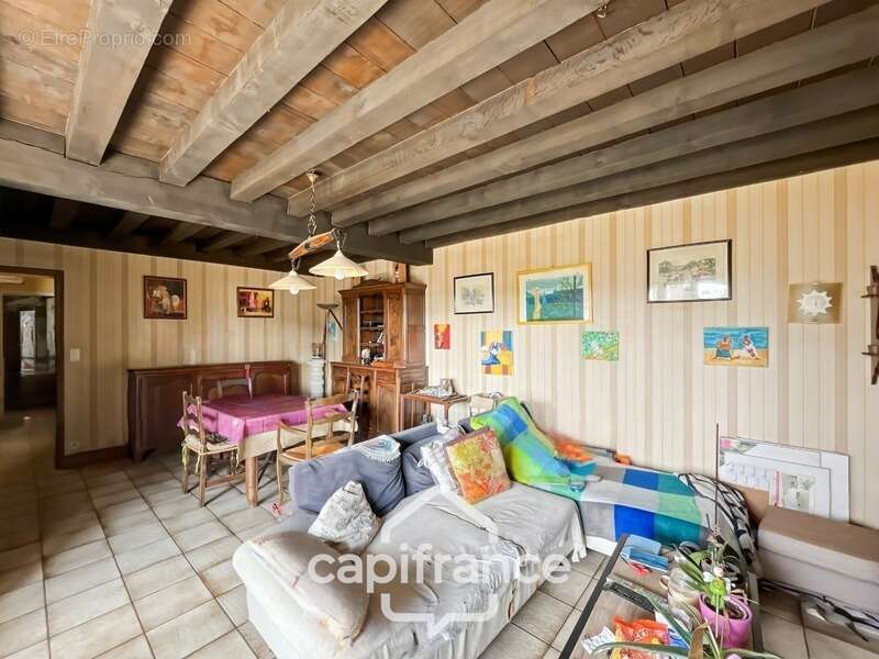 Maison à BUAIS