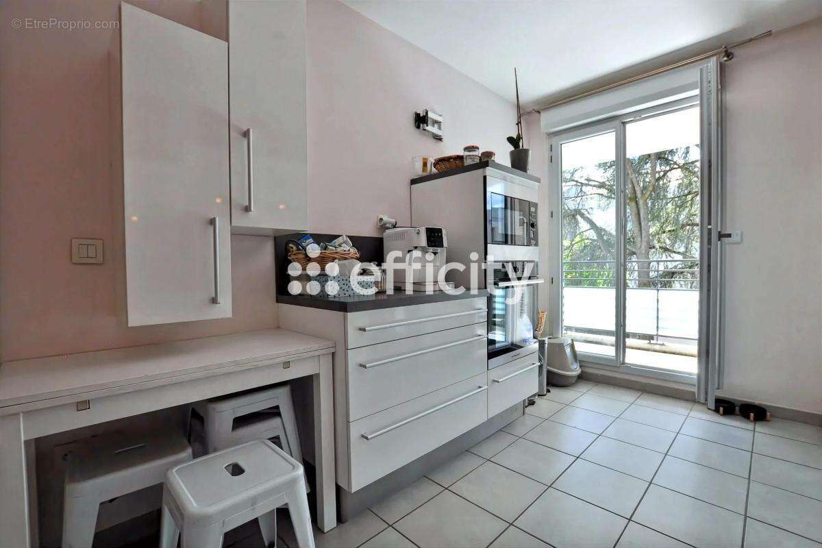 Appartement à FEYZIN