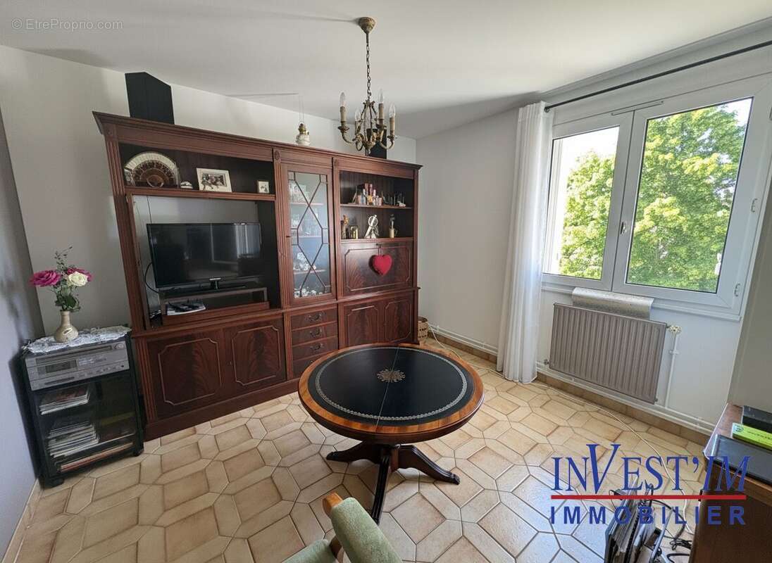 Appartement à OULLINS