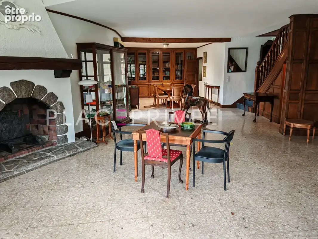Maison à CHATEAUVILLAIN