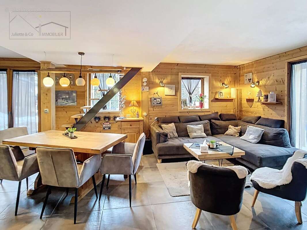 Maison à LES HOUCHES