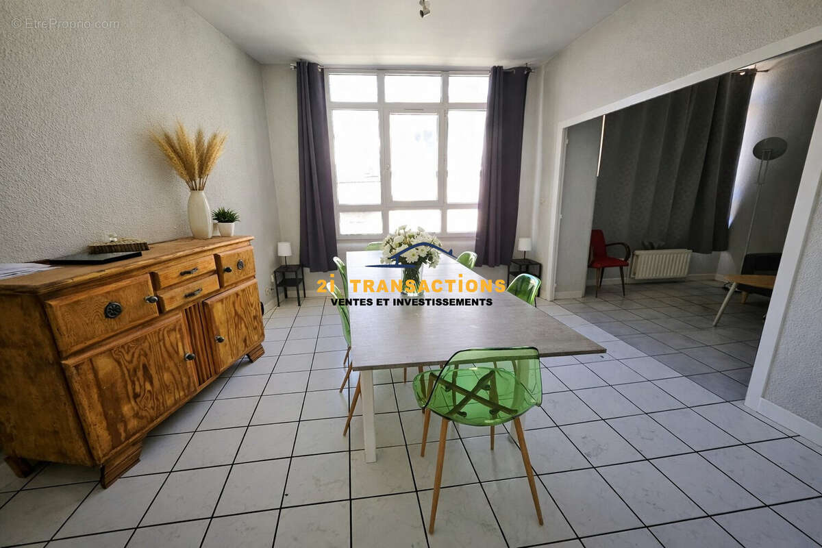 Appartement à SAINT-ETIENNE