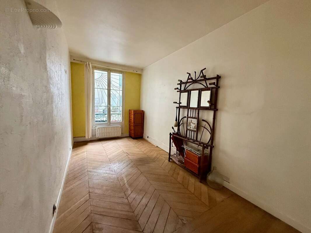 Appartement à PARIS-10E