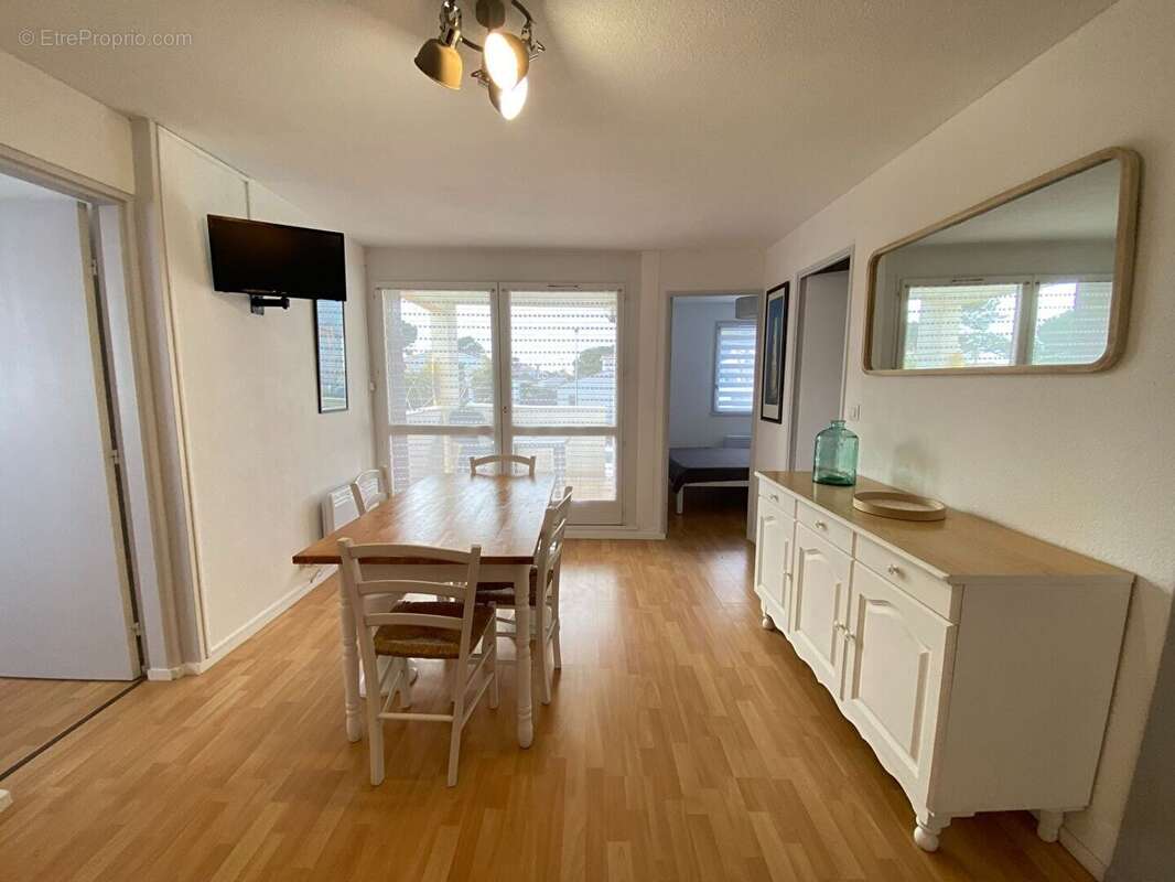 Appartement à VAUX-SUR-MER