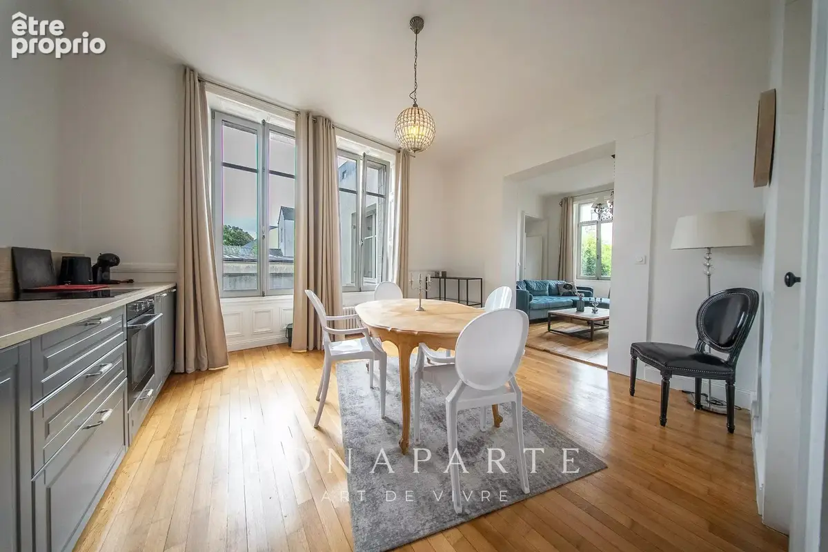 Auray hyper-centre – maison de maître xixe – 310 m² – 5 appartements – investissement locatif - photo 11