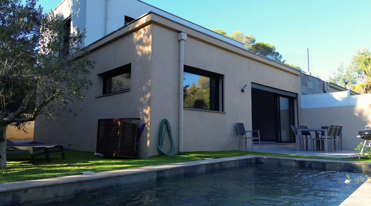 Maison à SAINT-RAPHAEL