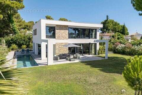 Maison à ANTIBES