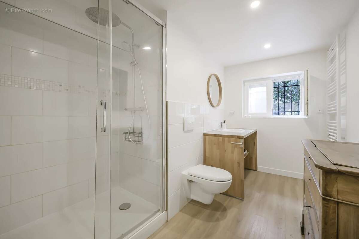 Appartement à SURESNES