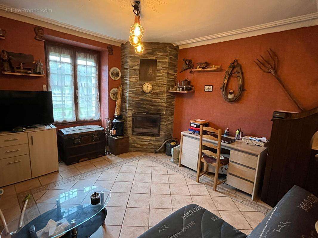Authentique longère avec piscine, dépendances et belles prestations ? Cadre bucolique garanti - photo 4