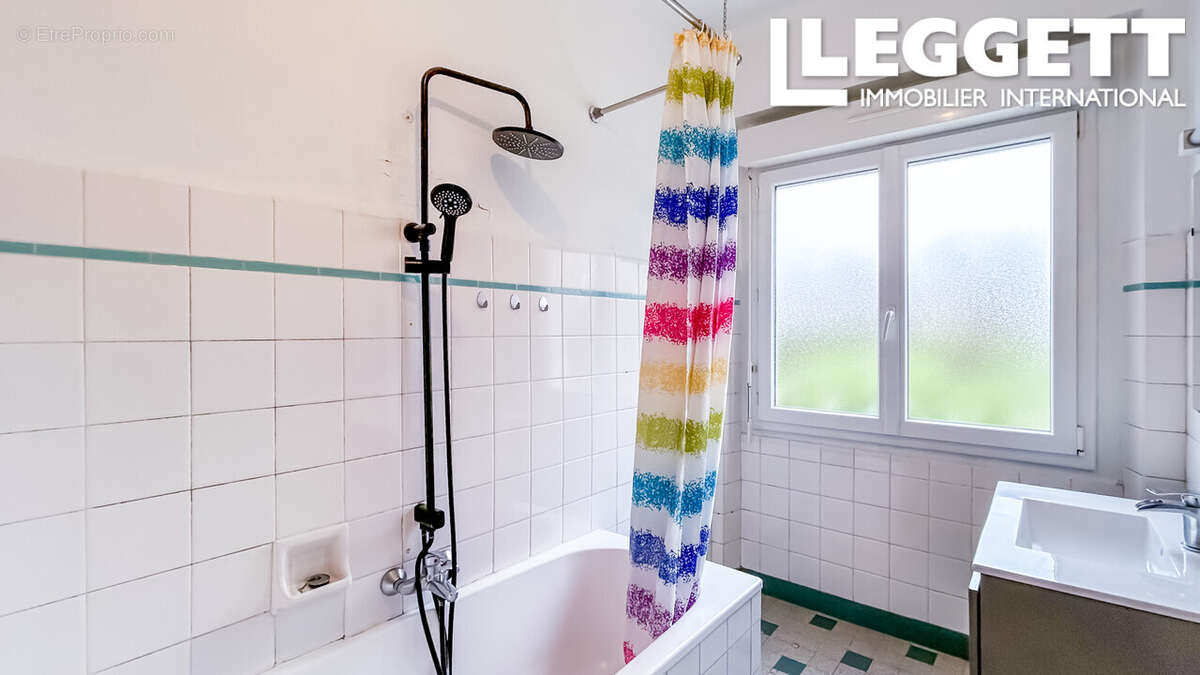 Maison à SAINT-ASTIER