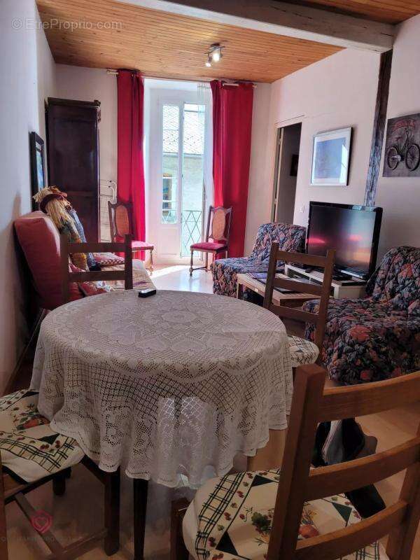 Appartement à COUFLENS