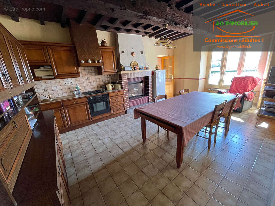 Maison à SAINT-GILLES