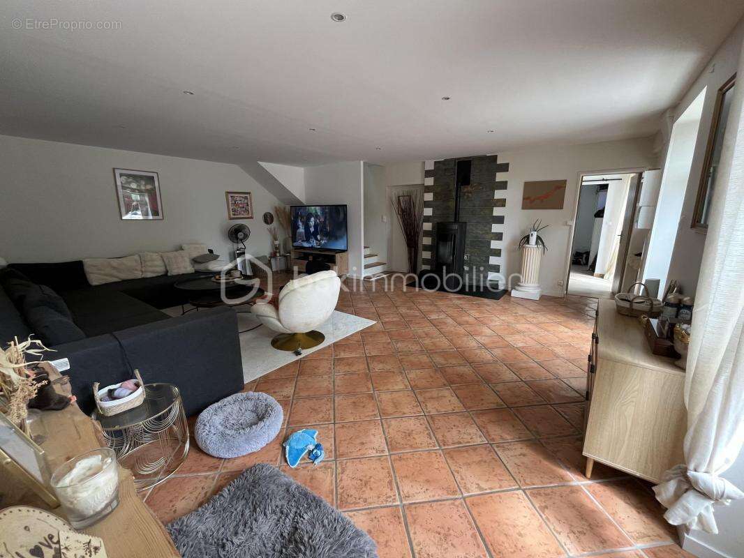 Niort Surimeau - propriété 350 m² habitable - photo 14
